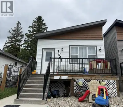 Welcome to 1841 Connaught Street, a charming and well-maintained home in Regina’s desirable Pioneer...