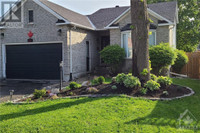 15 WINDBROOK CRESCENT Ottawa, Ontario