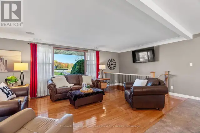 81993 BLUEWATER HIGHWAY Ashfield-Colborne-Wawanosh (Colborne), O in Houses for Sale in Grand Bend - Image 12