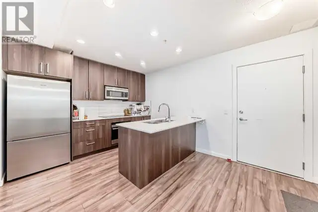 106, 1629 38 Street SW Calgary, Alberta62864759554179124