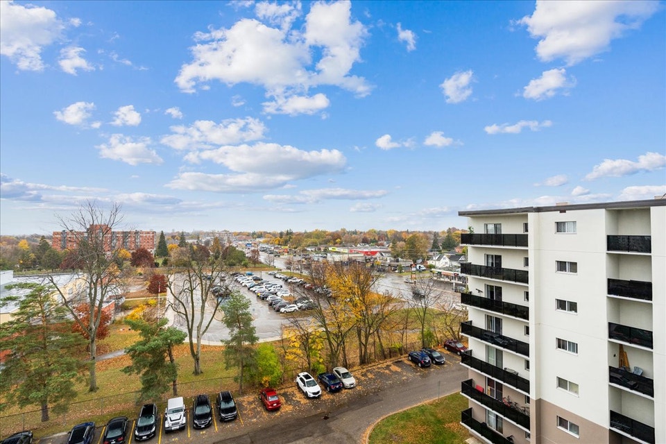 Princess Anne Apartments - 2 Bedroom available at 1221 Simcoe St 5