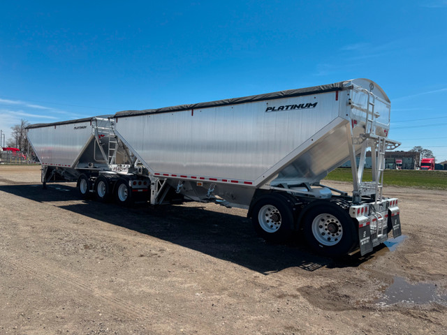 2024 Platinum B-Train Grain Hopper Trailers in Heavy Trucks in Moncton