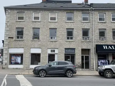 Availability: Immediately Bachelor unit in beautiful limestone building Property is located in the h...