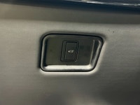 Certified Navigation All Wheel Drive Rear-View Camera 360 Camera Parking Sensors ECO Start Power Lif... (image 6)