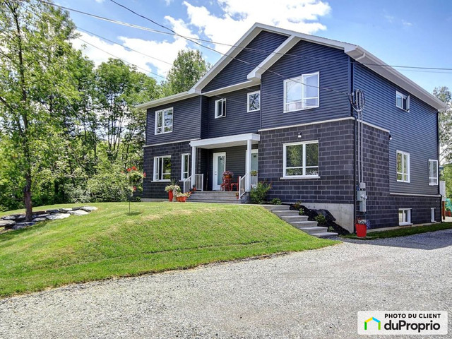 785 000$ - Duplex à vendre à Sherbrooke (Lennoxville) dans Maisons à vendre  à Sherbrooke - Image 2