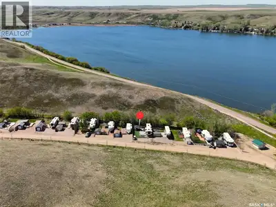Looking for an easy, low maintenance way to enjoy lake life at sought after Lac Pelletier Regional P...