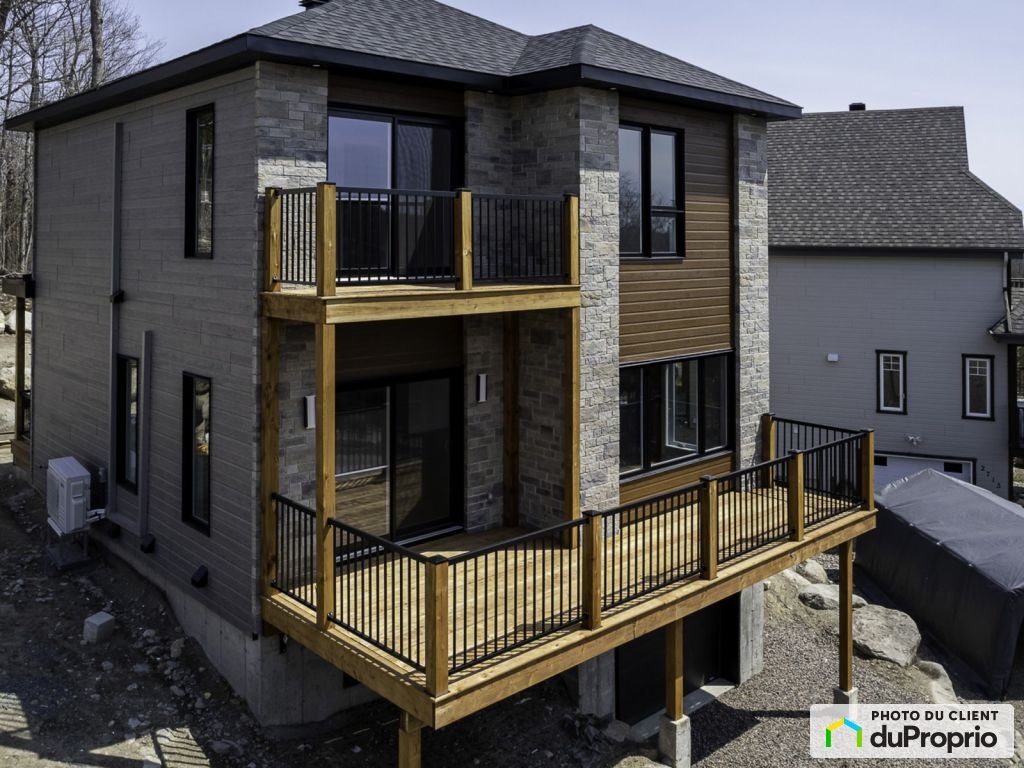 $675,000 - 2 Storey for sale in Ste-Adele — photo 1
