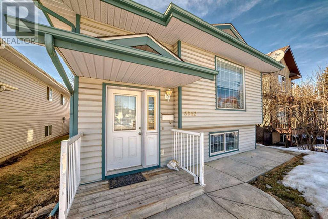 5842 57 Avenue Red Deer, Alberta in Houses for Sale in Red Deer - Image 3