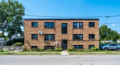 Beautiful 1 Bedroom 1 Bathroom Unit available! This unit is one you have to see. 1 Bedroom, 1 Bathro...