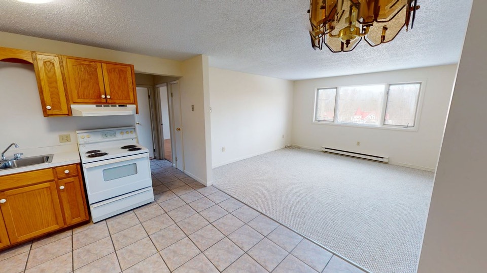OCTOBER 1ST- 2 BEDROOM - CLOSE TO CAMPUS - DISHWASHER 4