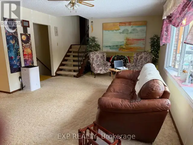 9995 PORT FRANKS ESTATES DRIVE Lambton Shores (Port Franks), Ont in Houses for Sale in Grand Bend - Image 20