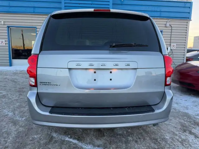 2018 DODGE Grand Caravan SXT in Cars & Trucks in Laval / North Shore - Image 6