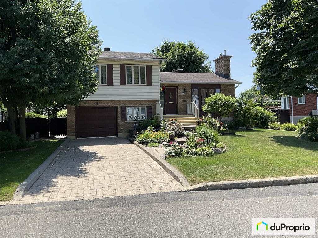 $888,400 - Split Level for sale in Longueuil (St-Hubert) — photo 2