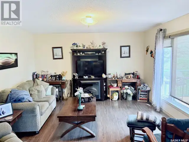 Jordan Acreage Silverwood Rm No. 123, Saskatchewan in Houses for Sale in Regina - Image 10