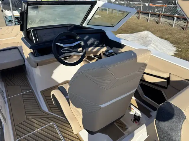 2025 Mastercraft XStar 23 in Powerboats & Motorboats in St. Albert - Image 17