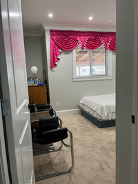 Spacious Room in 113A Avenue, Surrey! + Utilities!