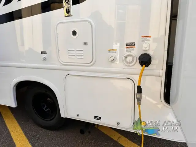 2025 Thor Motor Coach Four Winds Sprinter 24LV - Diesel in RVs & Motorhomes in Moncton - Image 48