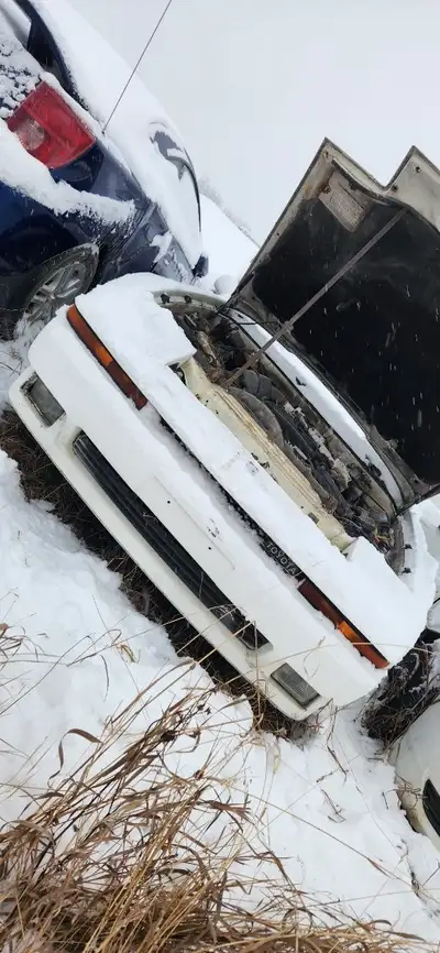 CAR IS COMPLETE 7MGE MOTOR STANDARD TRANS WILL SELL FOR PARTS OR COMPLETE Sold Transmission ________...