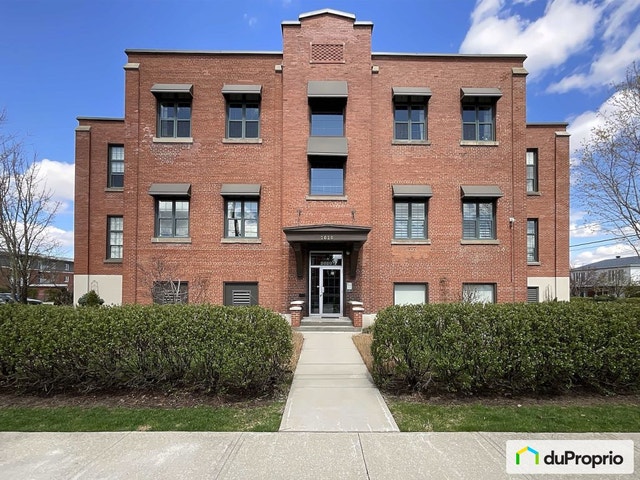 $585,000 - Condominium for sale in St-Hyacinthe — photo 1