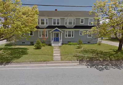 815C Main - Beautifully updated 2BR, BLACKS HARBOUR