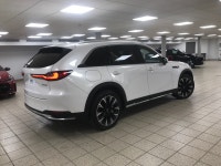 The 2025 Mazda CX-90 PHEV GT puts its technology first, and that approach is immediately reflected i... (image 5)