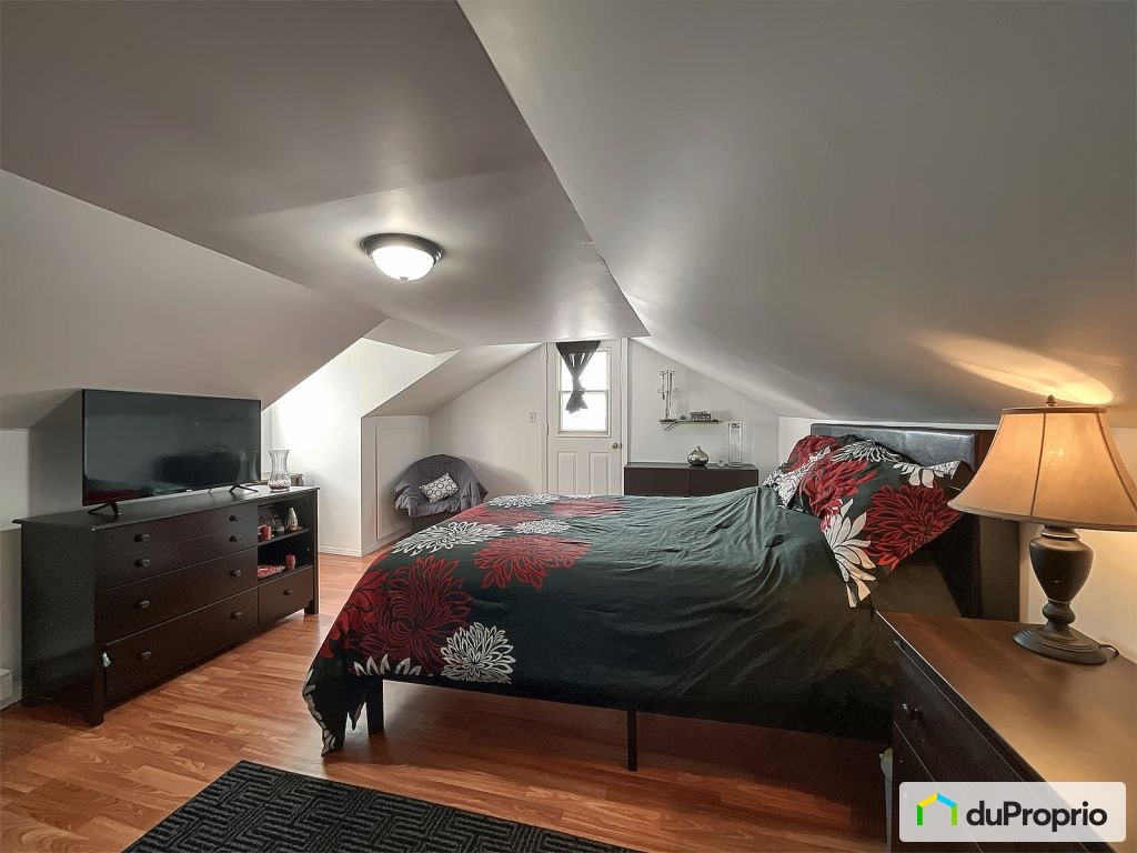 $450,000 - 2 Storey for sale in Sherbrooke (Mont-Bellevue) — photo 2