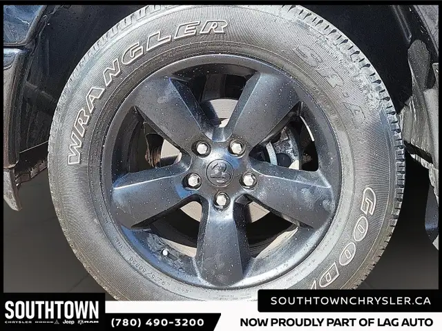 2022 Ram 1500 Classic SLT570156202349701125
