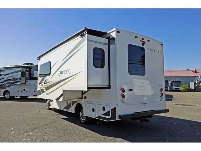 2024 Entegra Coach Qwest SE 24L + Moteur Mercedes Diesel in RVs & Motorhomes in Laval / North Shore - Image 34