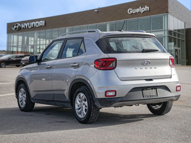 2023 Hyundai Venue Preferred IVT | Heated Steering Wheel in Cars & Trucks in Guelph - Image 4