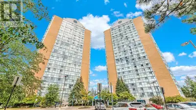 Gorgeous 2-Bedroom, 2-Full-Washroom Unit For Lease. Mins To Square One Mall, Heartland Centre, Groce...