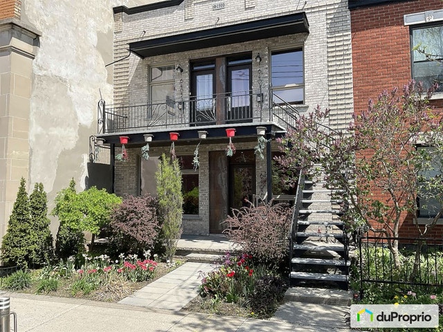 $1,300,000 - Triplex for sale in Rosemont / La Petite Patrie — photo 1