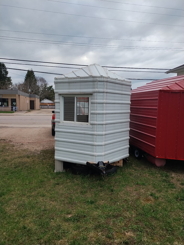 storage shed on wheels in Outdoor Tools & Storage in Muskoka - Image 2