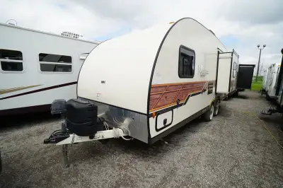 Welcome to Longhaul Trailer Sales Inc 2019 Gulf Stream Vintage Cruiser ...