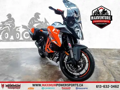 2017 KTM 1290 SUPER DUKE GT ABS KTM 1290 Super Duke GT 2017 32 458 km Prête à partir ! Puissance, co...
