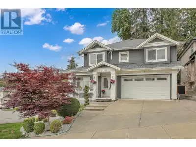 Beautifully Designed and Finished Custom Built House on a large 7578 SQFT lot with private backyard....