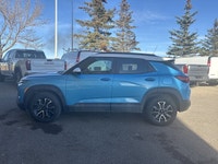 This Chevrolet Trailblazer delivers a Gas I3 1.3L/ engine powering this Automatic transmission. ENGI... (image 1)