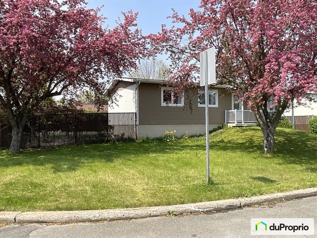 $619,000 - Bungalow for sale in Ste-Julie — photo 2