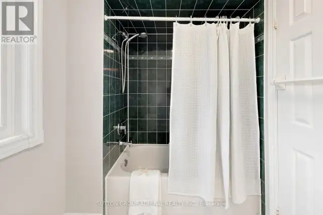 38 FELT CRESCENT Barrie (Bayshore), Ontario in Houses for Sale in Barrie - Image 34