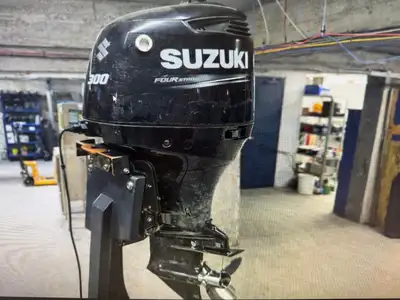 2020 SUZUKI DF300APX SUZUKI DF300APX 2020 Moteur Suzuki DF300AP en très bon état seulement 1250 hrs...