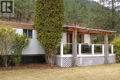 Visit REALTOR website for additional information. 3 Bedroom Silver sealed Modular Home on 1-acre lan...