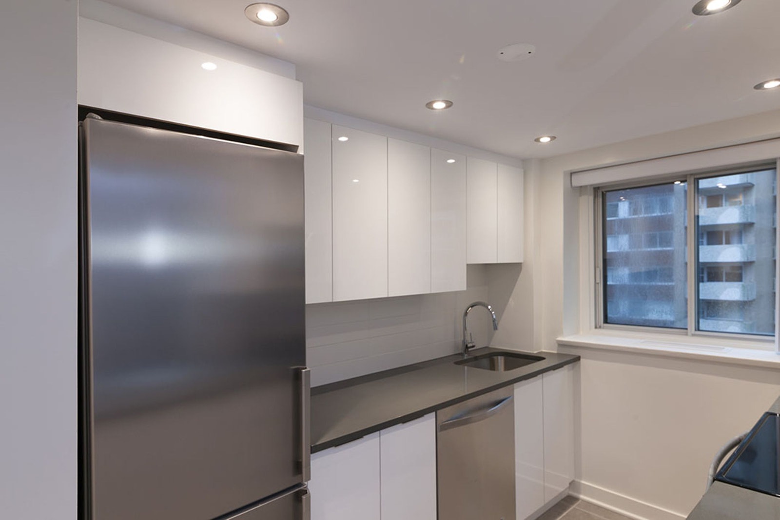 3435 Rue Drummond — photo 3