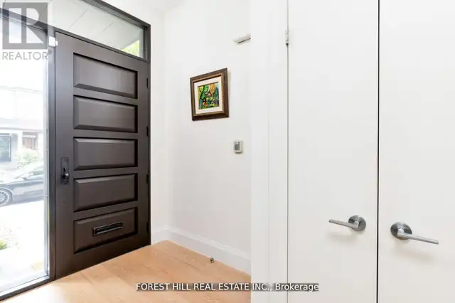 49 BROOKFIELD STREET Toronto (Trinity-Bellwoods), Ontario62865718002050123