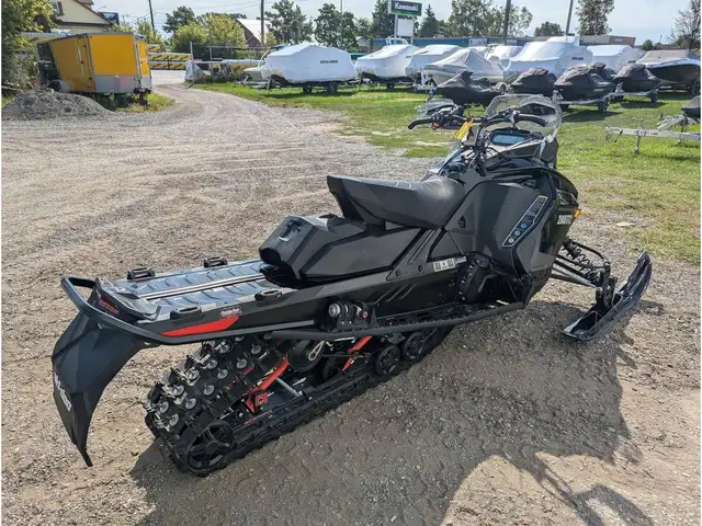 2021 Ski-Doo Renegade(R) X Rotax(R) 850 E-TEC(R) 9616 KM in Snowmobiles in Sarnia - Image 5
