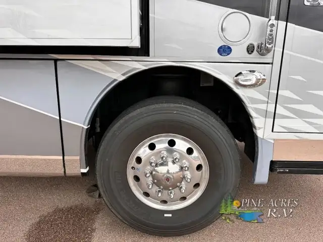 2024 Entegra Coach Anthem 44D 450 h.p. / 1250 ft-Lbs of Torque in RVs & Motorhomes in Moncton - Image 57