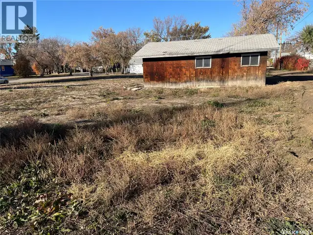 122 & 126 1st STREET NE Wadena, Saskatchewan in Land for Sale in Saskatoon - Image 4