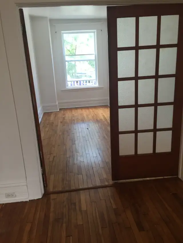 Nice and bright 1-bedroom- Available April 1st!