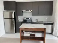 1 Bed Corner Unit Condo for Rent, 1 Parking @ Miss.Rd/Steeles