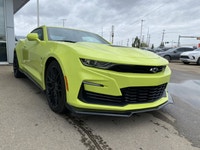 CLEAN CARFAX, Heated and Cooled Seats, Back up Camera, Apple Carplay/Android Auto, Remote Starter, R... (image 5)