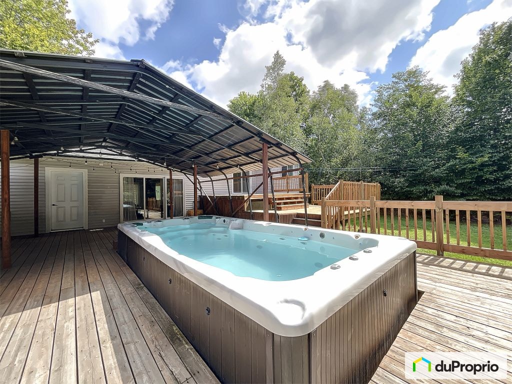 $549,900 - Bungalow for sale in St-Colomban — photo 2