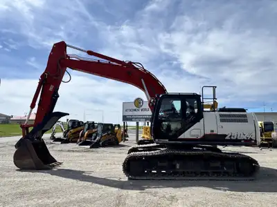 2015 Link Belt 250X4 Excavator - 3898 hours - Enclosed cab w/Heat, A/C, Air suspension seat, Rear vi...
